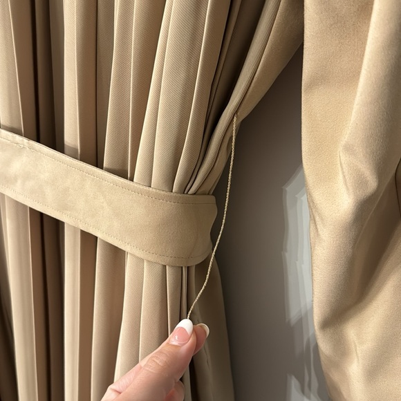 Express Trench Coat - Picture 5 of 6